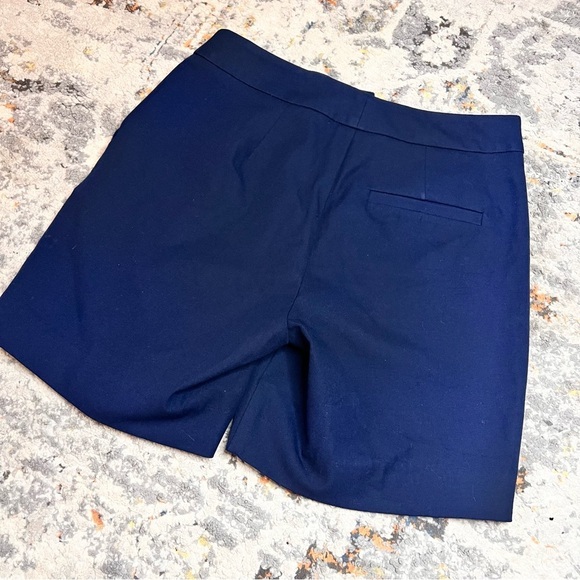 TRINA TURK Navy Flat Front‎ Shorts Size 2 - Picture 3 of 8
